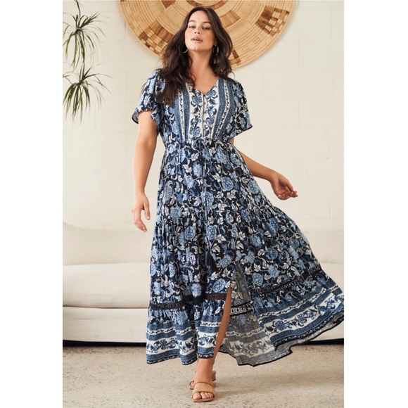 Aveology Emmy Blue Floral Border Boho Maxi Dress Flutter Sleeve Tassel 30/32 - Picture 1 of 16